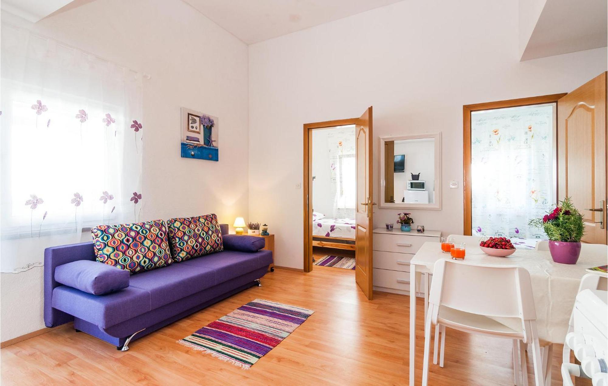 Nice Apartment In Vinjerac With Kitchen Zewnętrze zdjęcie